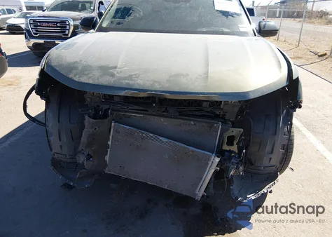 2025 Volkswagen Atlas Cross Sport 2.0T Sel R-Line Black from USA, damaged, VIN 1V2AE2CAXSC224088